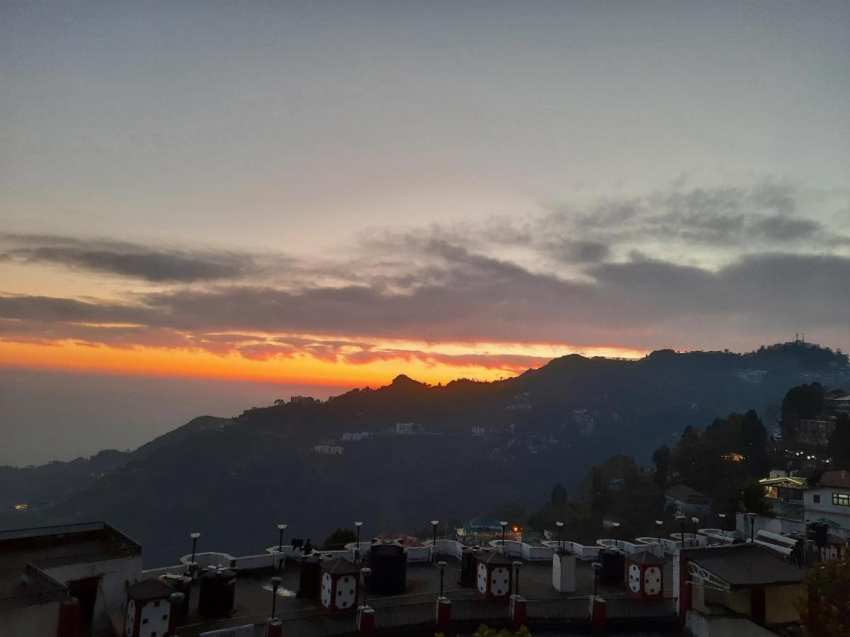 Honeymoon Inn Mussoorie Eksteriør billede